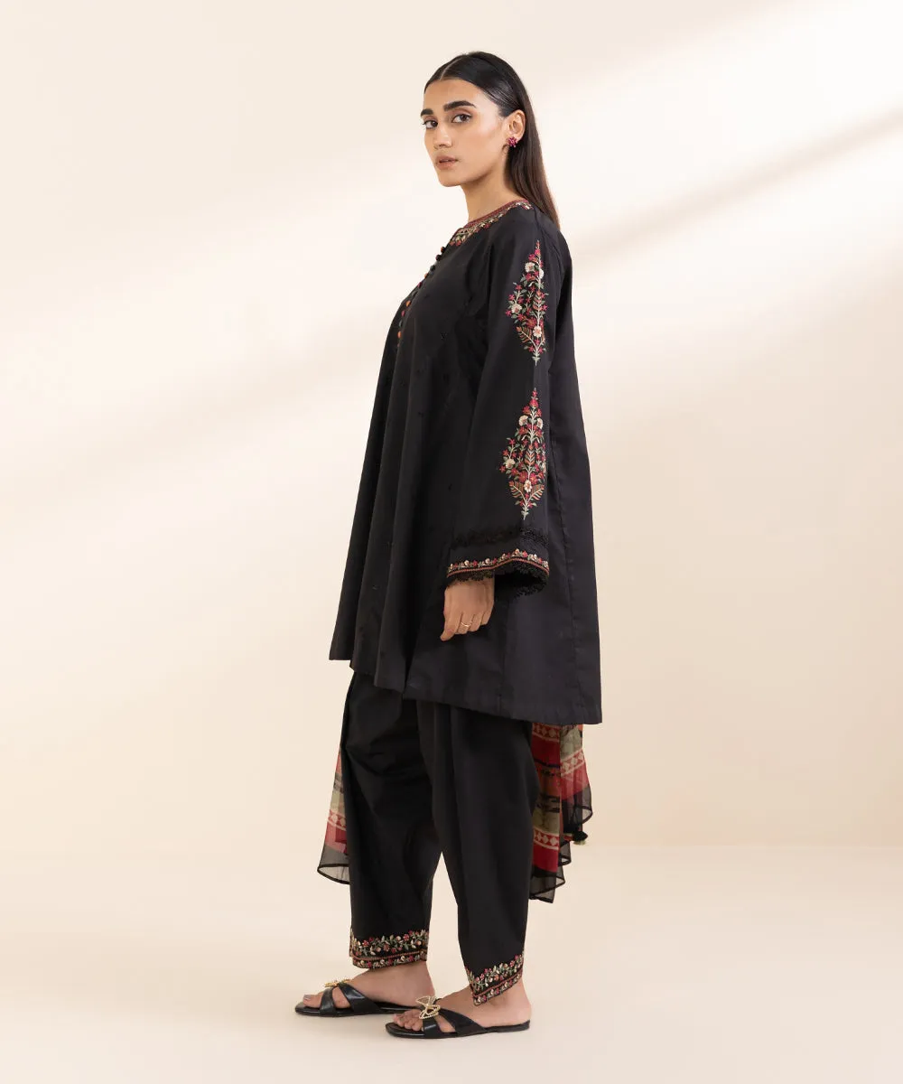 3 Piece - Embroidered Lawn Suit