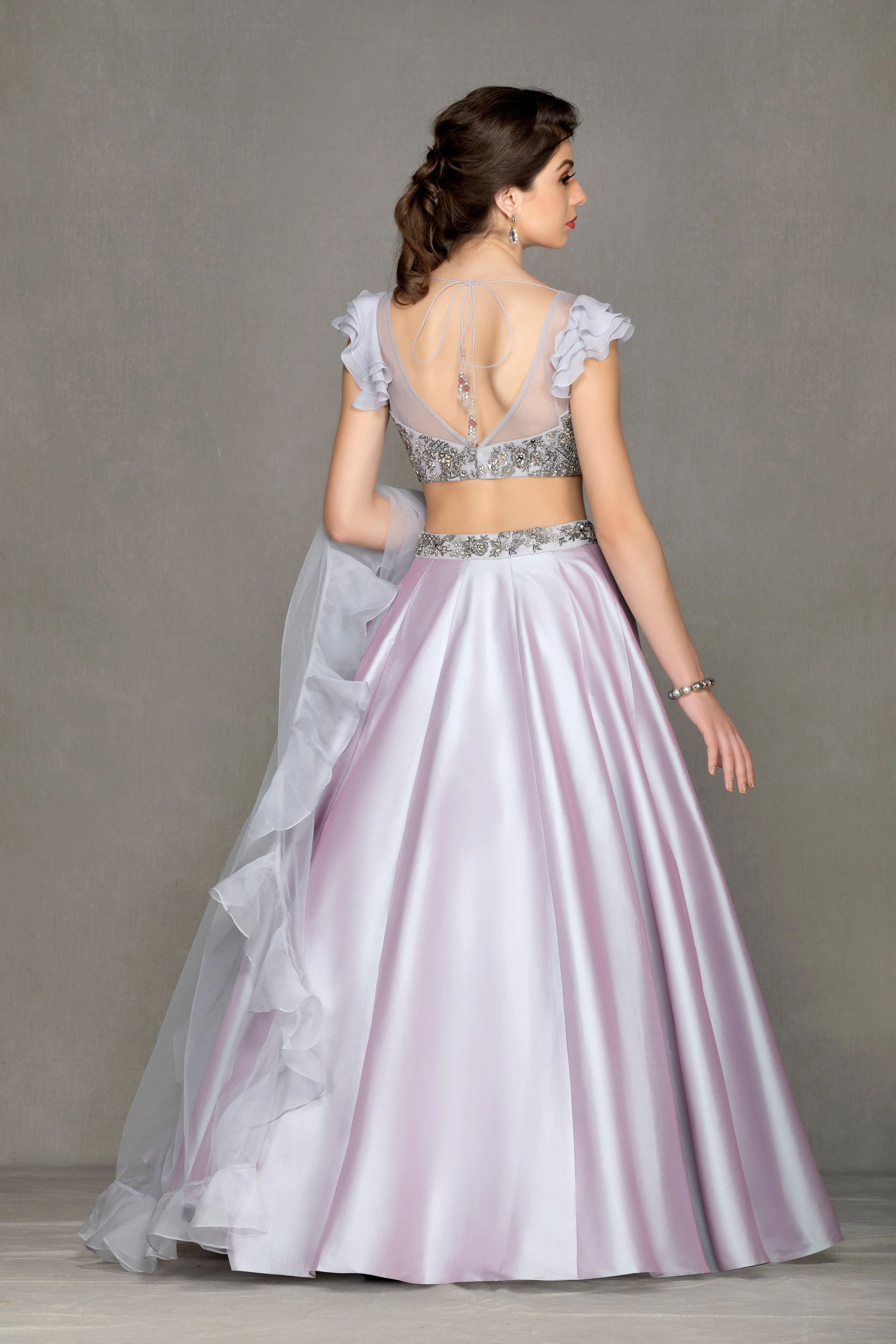 A-line lehega with ruffle sleeves top