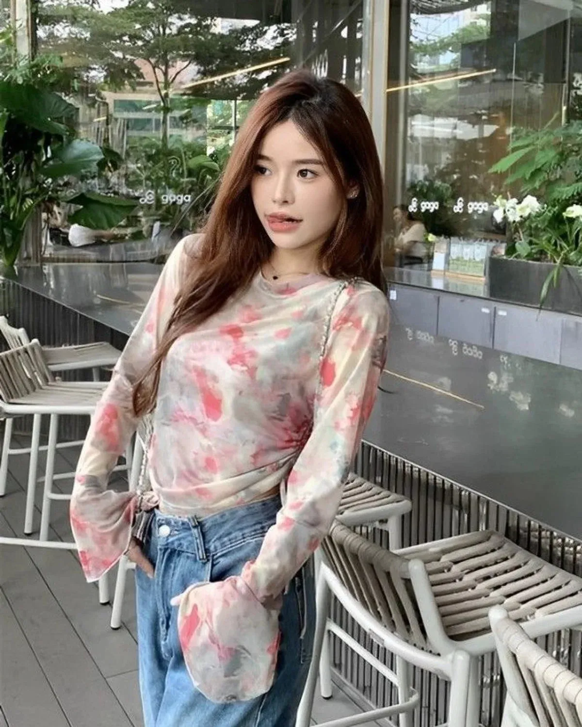 ABSTRACT PRINTED TOP