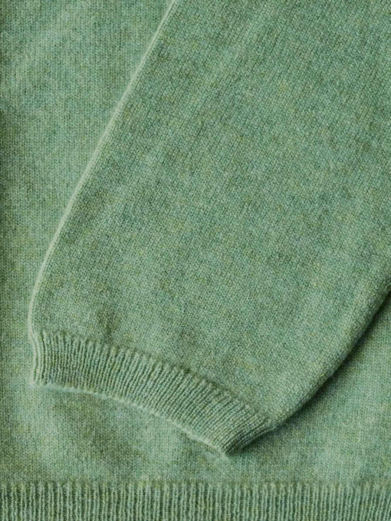 Cambric Cashmere Twin-Set 1 Ply