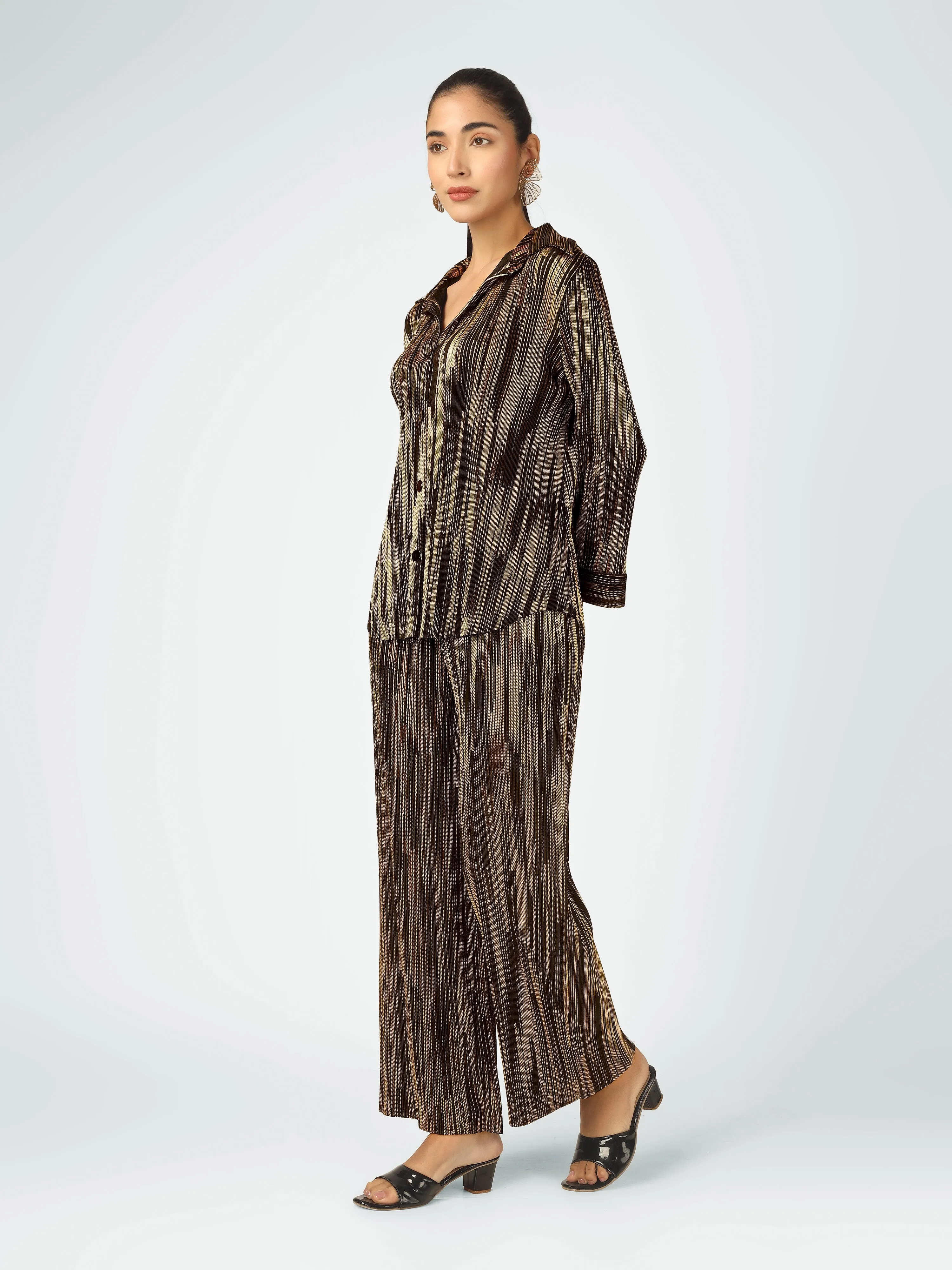 Elen Metallic Pleated Co-ord Set