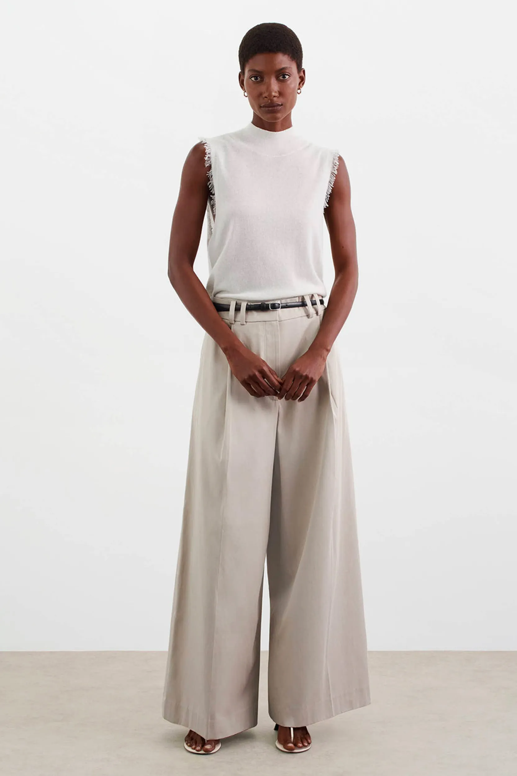 Frayed Cashmere Singlet in Off White
