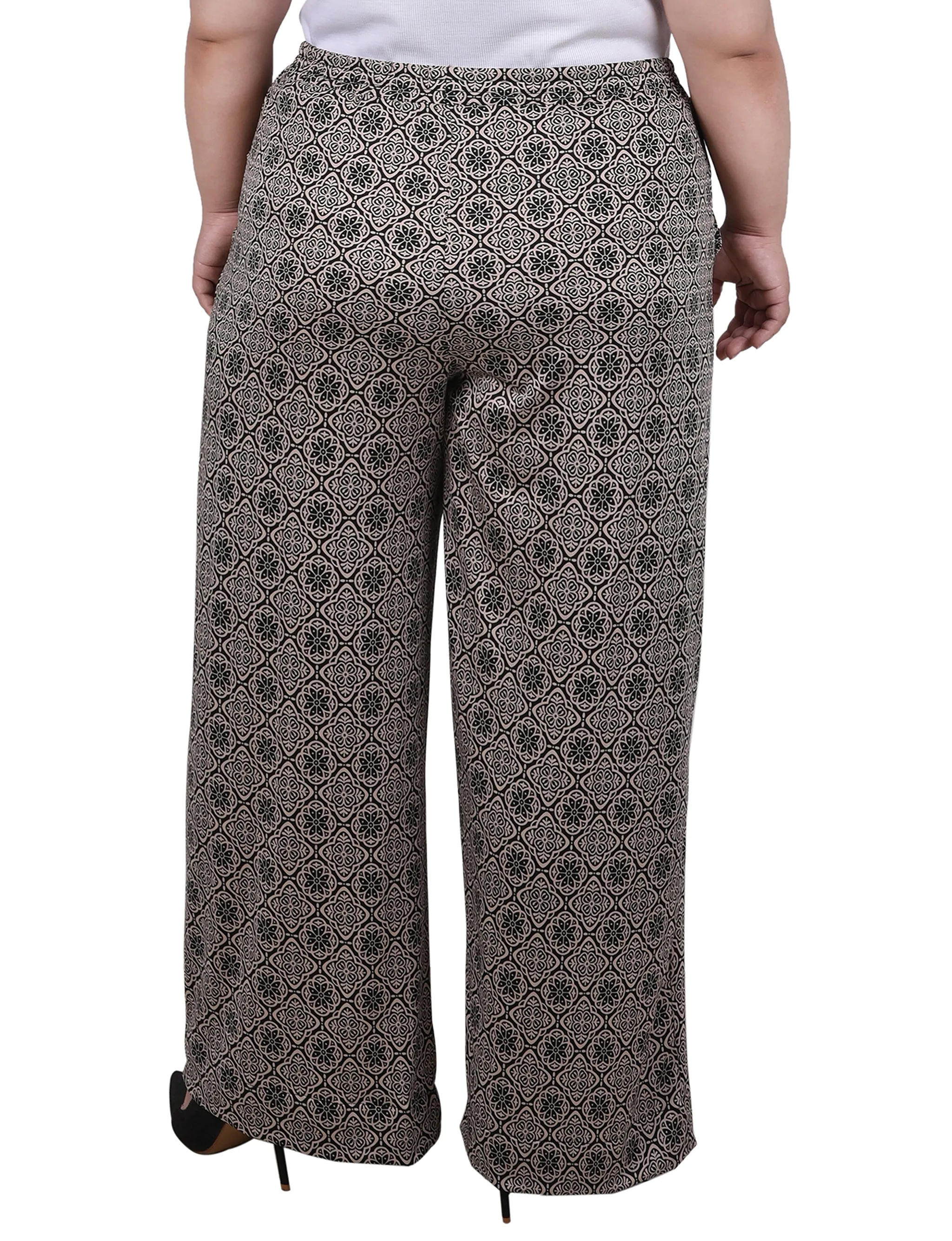 Plus Size Wide Leg Pull On Pant