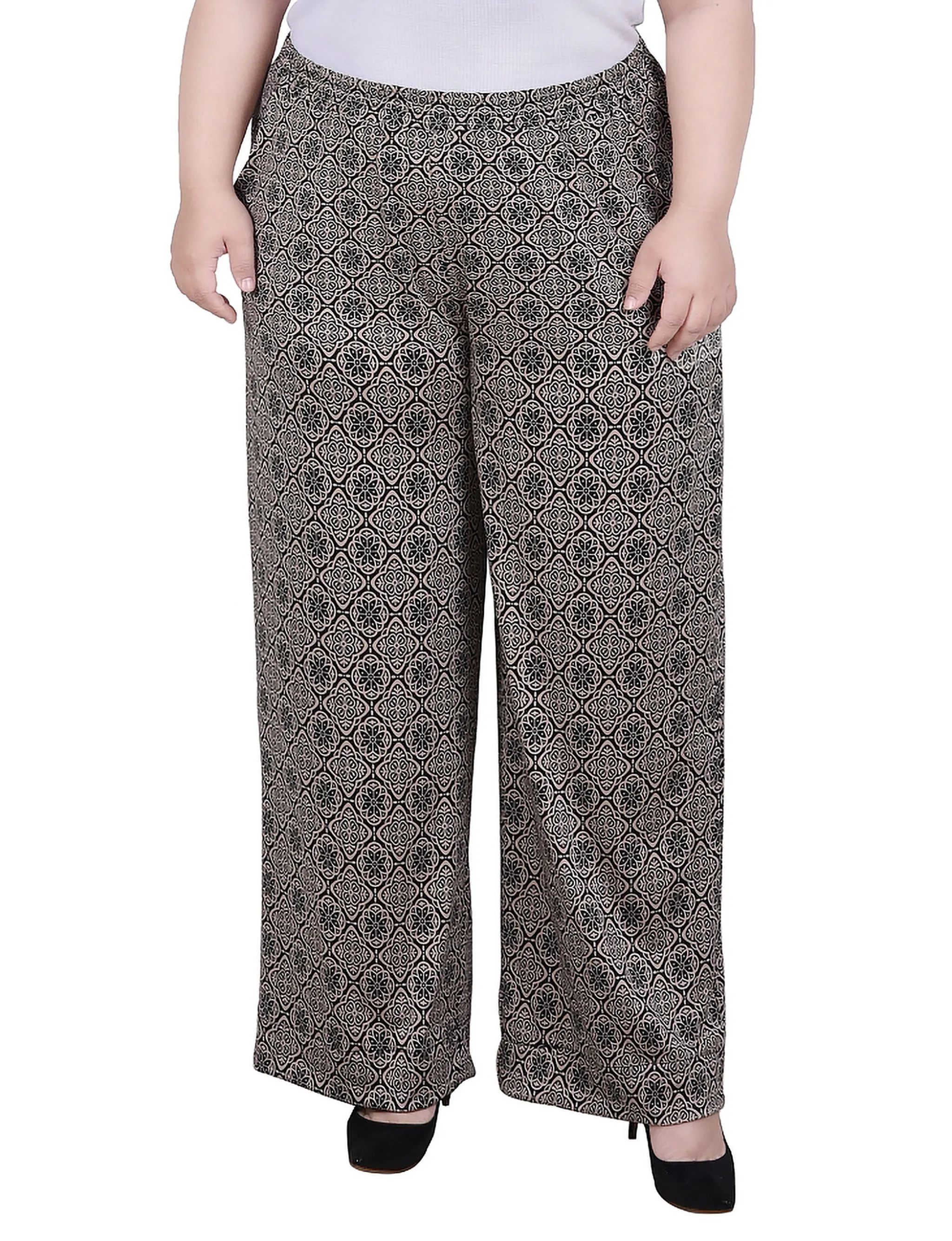 Plus Size Wide Leg Pull On Pant