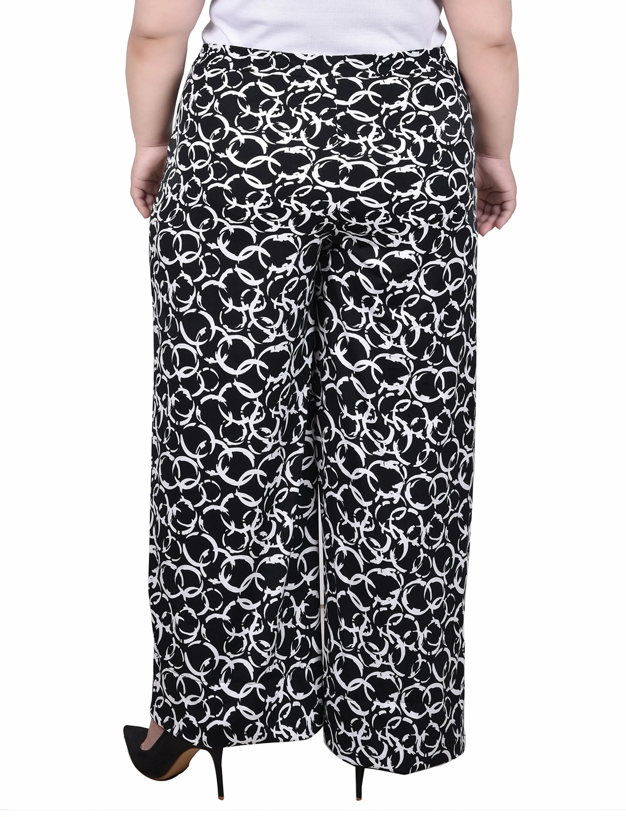 Plus Size Wide Leg Pull On Pant