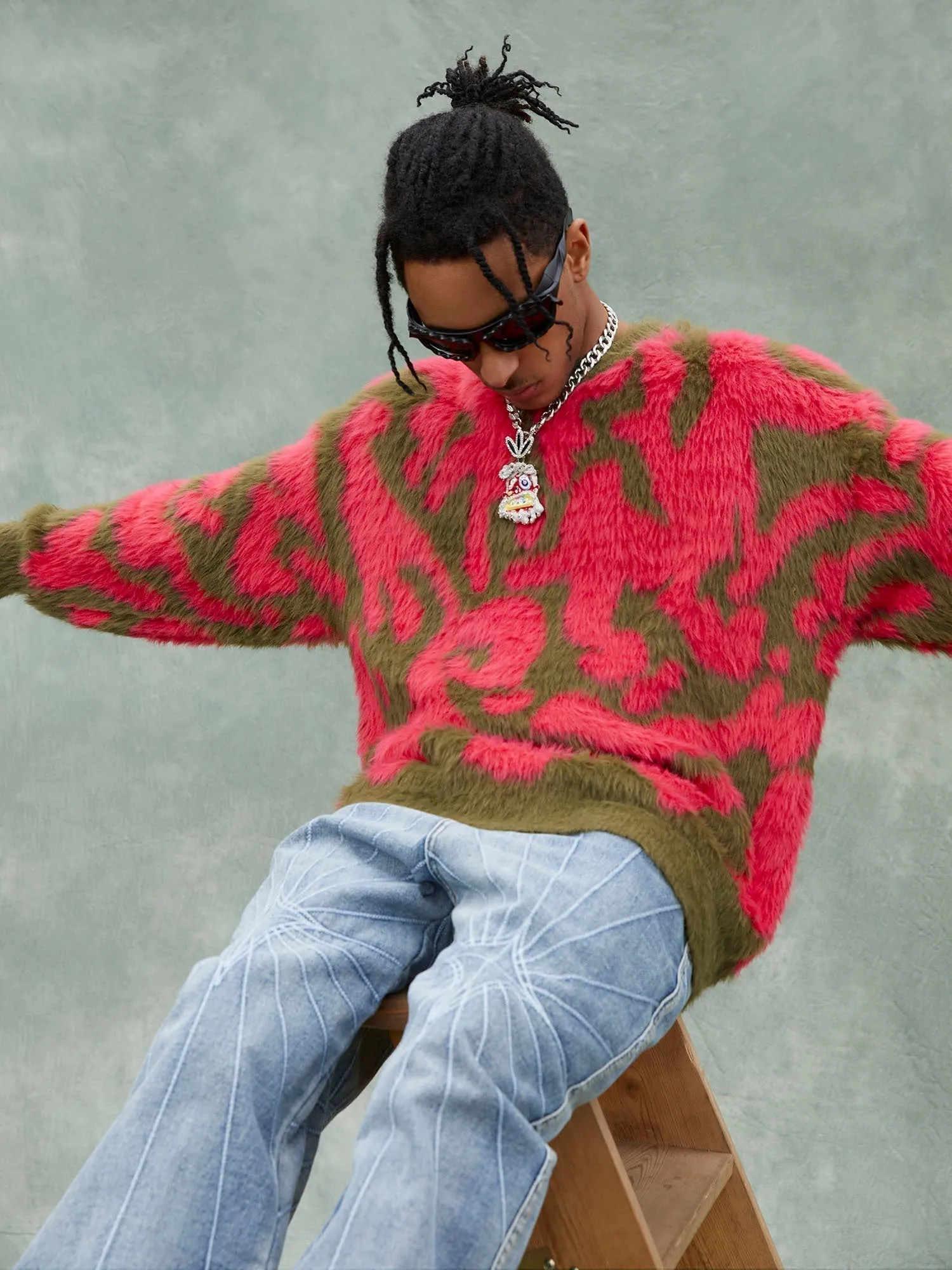 Sneakerhill Heavy Spider Web Embroidered Topstitch Jeans/French trousers