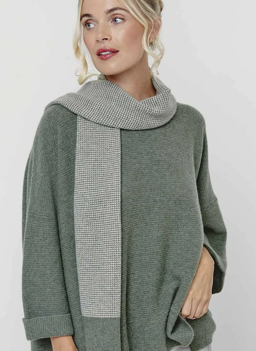 Textured Cashmere Scarf - Forest Green