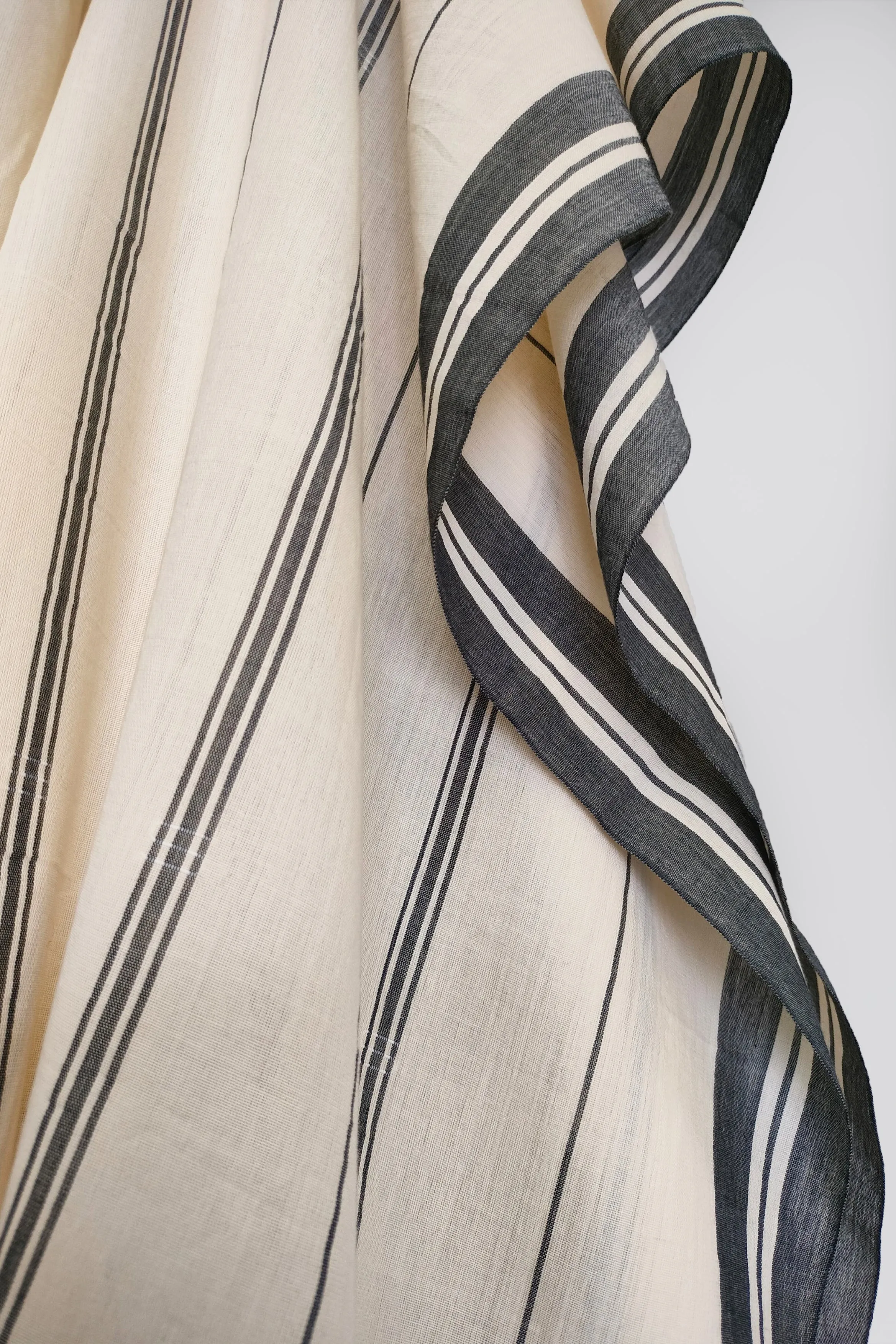White Bengal Cotton Sari (Hand-Woven)